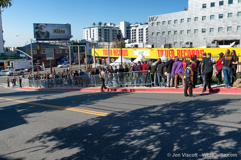 Fans lining up at Tower Records lot for cheap Guns N Roses tickets. (Photo by Jon Viscott).