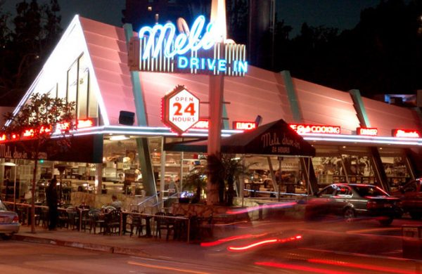 Mel S Drive In On Sunset Strip Reopens With 40 Cent Burgers And Roller Skating Carhops
